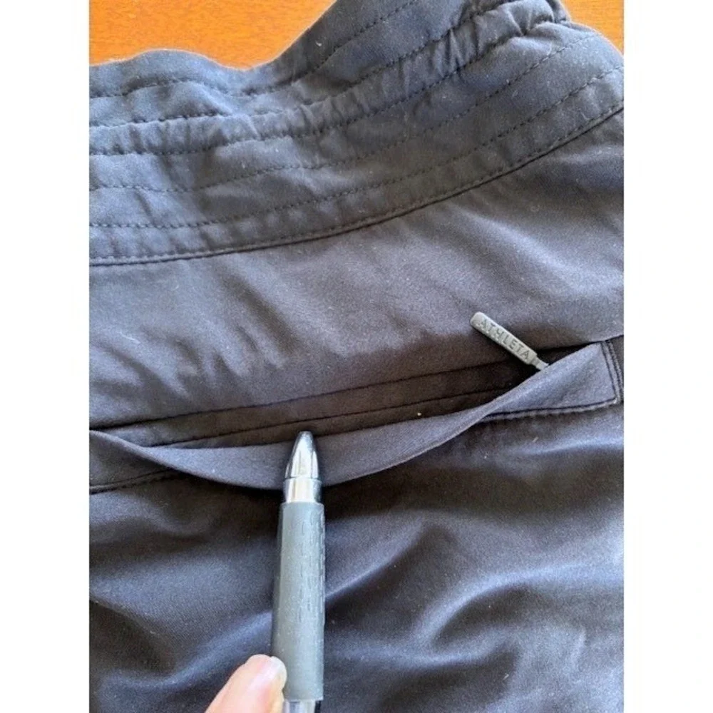 Athleta trekkie north